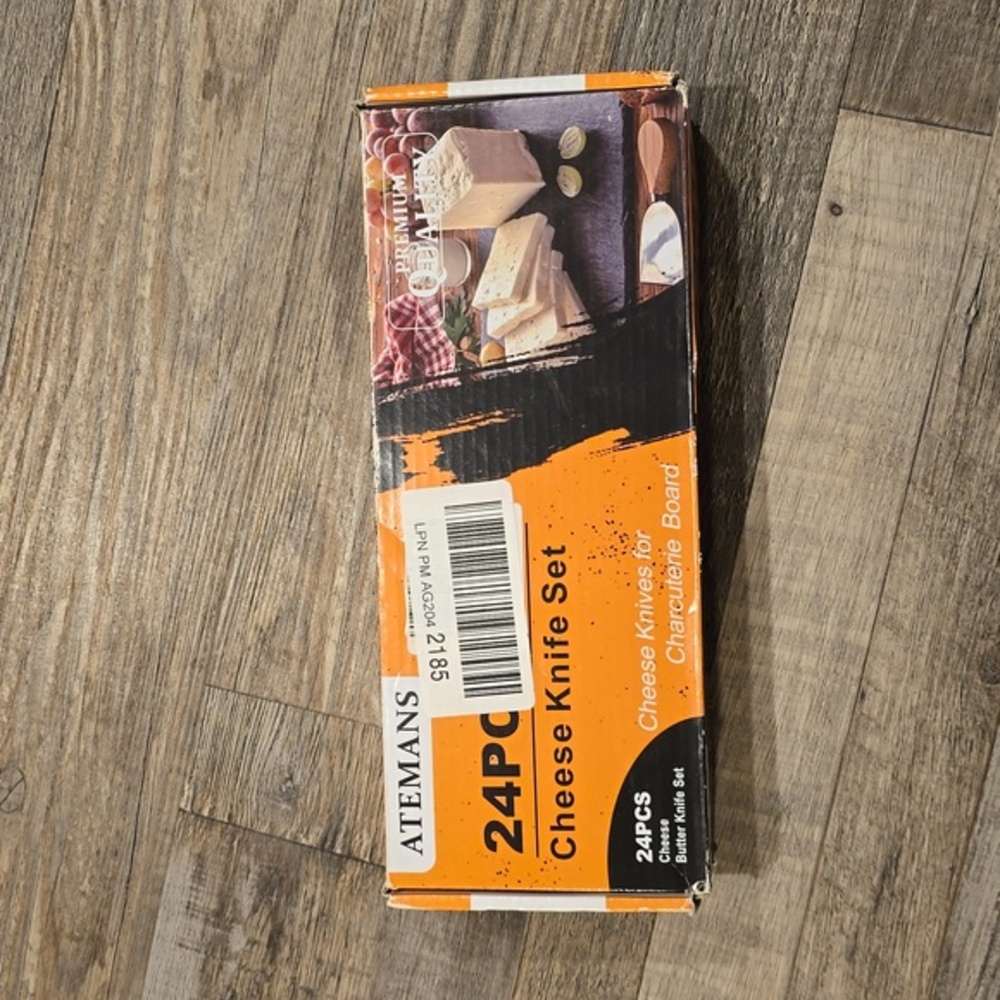 Charcuterie‎ 24 Piece Cheese Knife Set| Brand New In Box